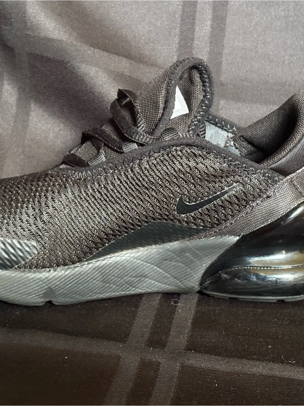 Nike Air Max 270 Shoes Youth Size 2Y Triple Black Running Sneakers